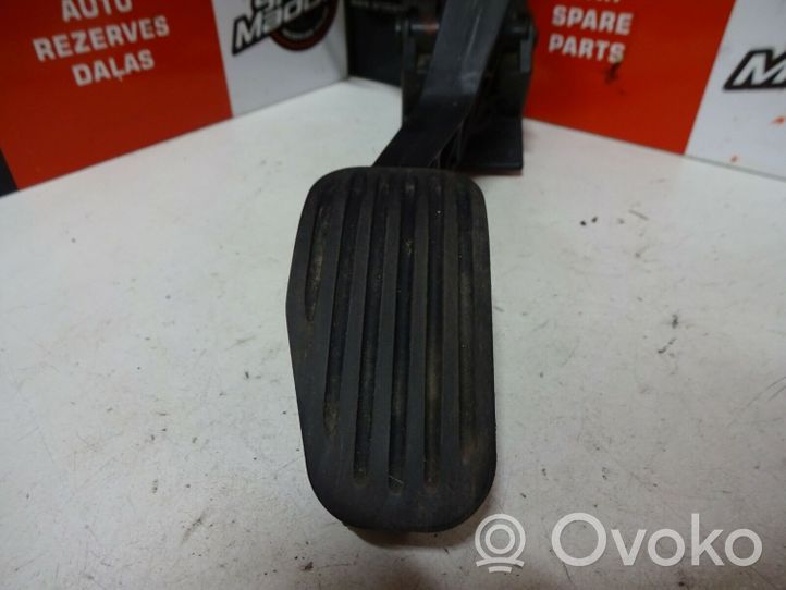 Volvo 850 Pedal del acelerador 9157837