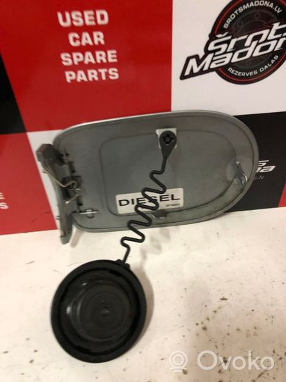 Volvo C30 Bouchon, volet de trappe de réservoir à carburant 30796533