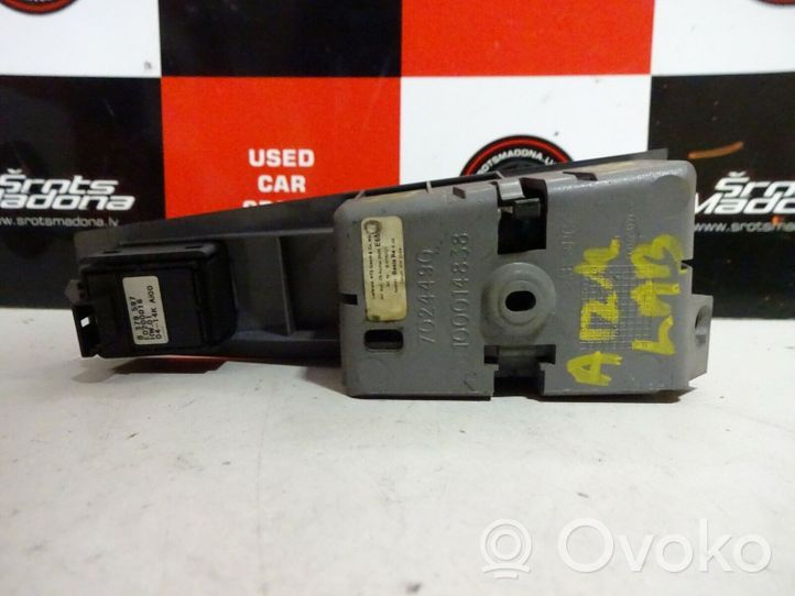 BMW 7 E65 E66 Support bouton lève vitre porte arrière 7024490