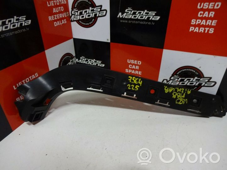 Volvo V50 Soporte de montaje del parachoques trasero 30698695