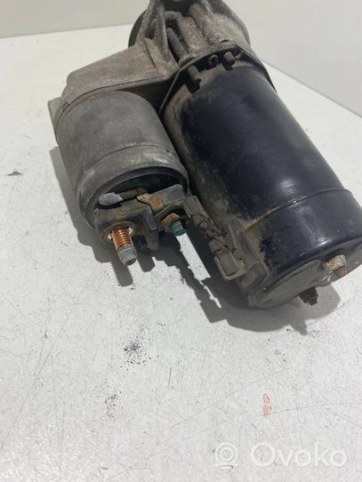 Opel Tigra B Starter motor 09115192