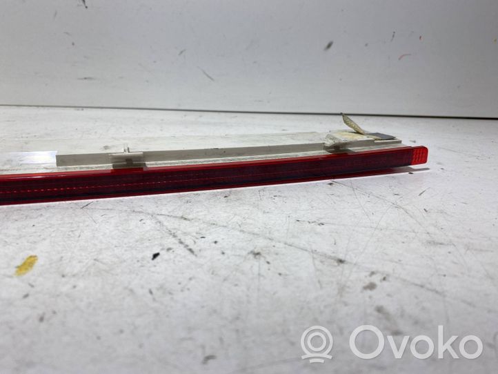 Audi A8 S8 D3 4E Luce d’arresto centrale/supplementare 4E0945097