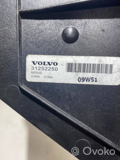 Volvo C30 Głośnik drzwi przednich 31252250