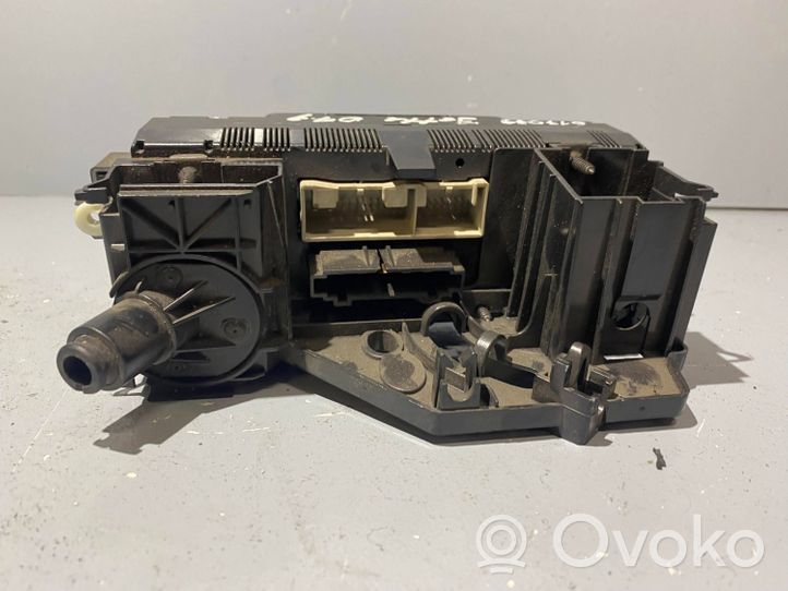 Volkswagen Jetta V Climate control unit 1K1820045B