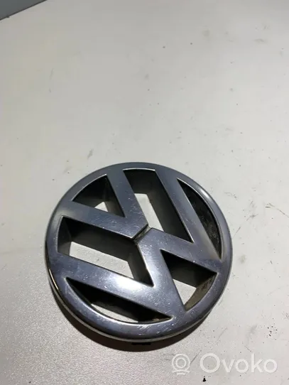 Volkswagen PASSAT B5 Emblemat / Znaczek 3B0853601