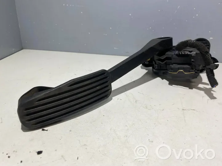 Volvo S60 Accelerator throttle pedal 30683514