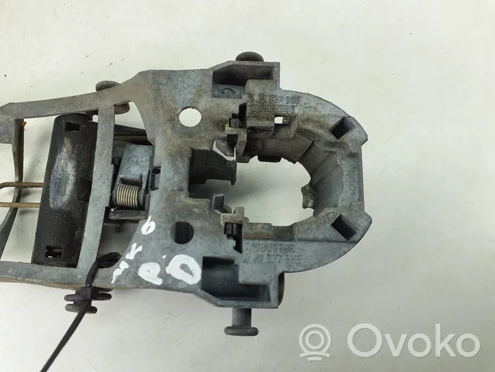 Volkswagen Golf V Maniglia esterna per portiera anteriore 1Z0829886