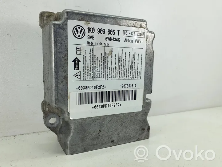 Volkswagen Golf V Turvatyynyn ohjainlaite/moduuli 1K0909605T