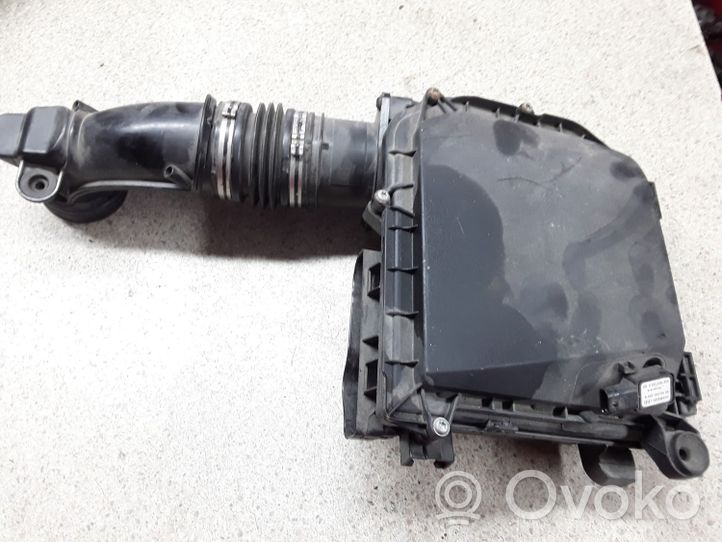 Mercedes-Benz C W205 Scatola del filtro dell’aria A2760940697