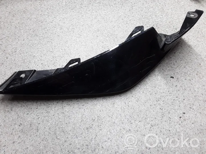 BMW M4 G82 G83 Rivestimento del pannello parte angolare del paraurti anteriore 8084177