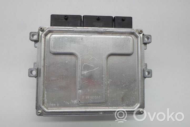 Renault Clio IV Sterownik / Moduł ECU 237107175R