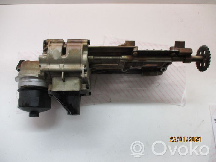 BMW X5 E53 Oil pump 7539446