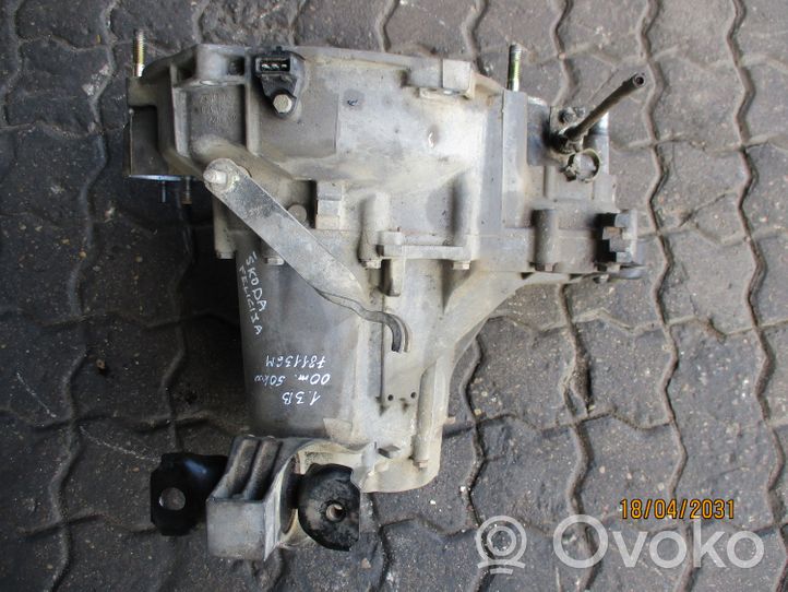 Skoda Felicia II Boîte de vitesses manuelle à 5 vitesses 002301107G