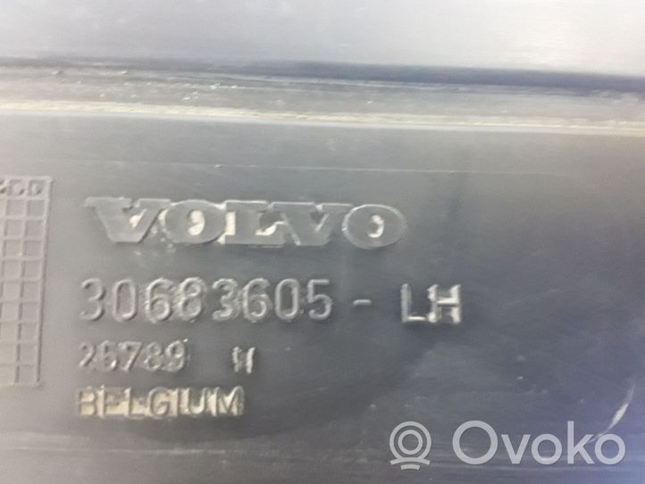 Volvo V50 Alustan etusuoja välipohja 