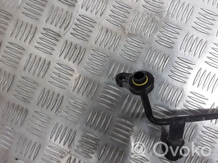 Volvo V50 Air conditioning (A/C) pipe/hose 