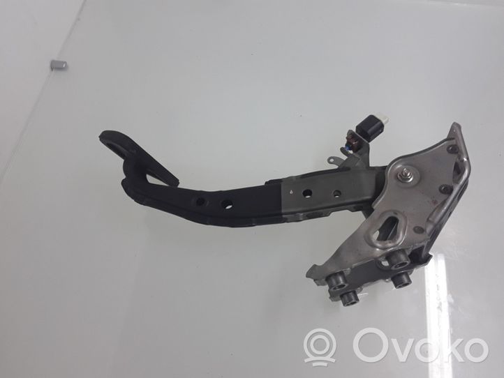 Lexus CT 200H Brake pedal 