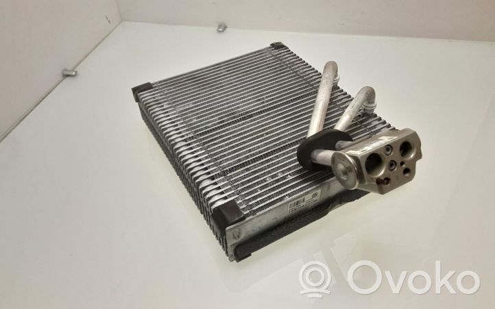 Volkswagen Touareg II Air conditioning (A/C) radiator (interior) 