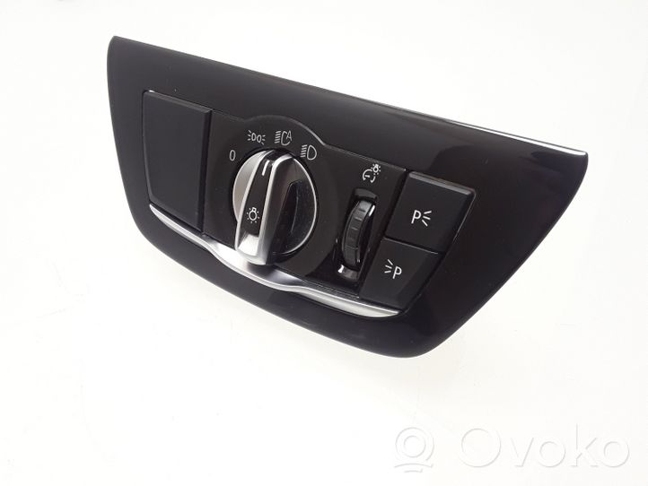 BMW 5 G30 G31 Interruttore luci 