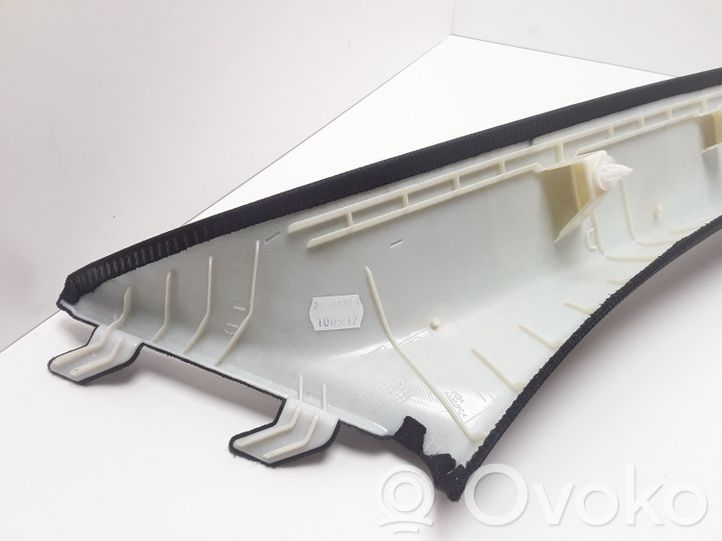 7384525 BMW 5 G30 G31 (A) pillar trim, 25.00 € | RRR 