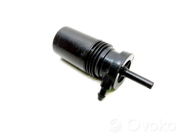 BMW 7 E65 E66 Windscreen/windshield washer pump 