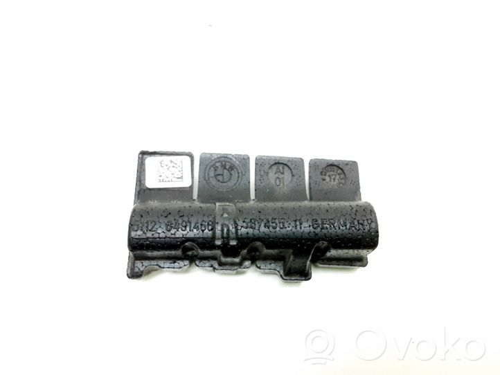 BMW i3 Absorber zderzaka przedniego 58745511