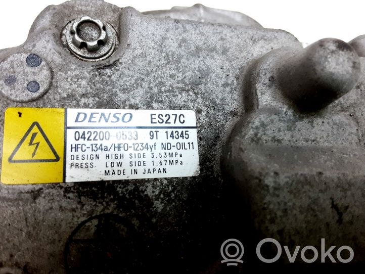 Toyota RAV 4 (XA40) Kompresor / Sprężarka klimatyzacji A/C 0422000533