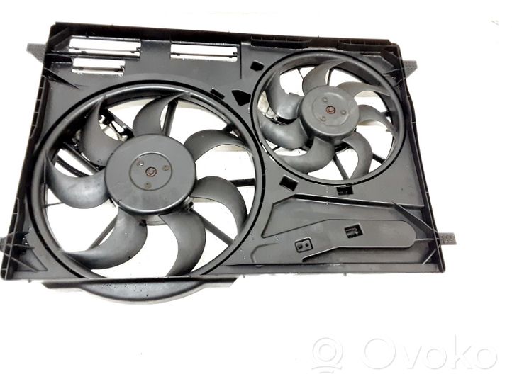 Volvo XC70 Radiator cooling fan shroud 30680274