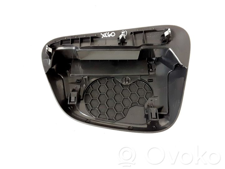 30755648 Volvo XC60 Dash center speaker trim cover, 14.90 € | RRR