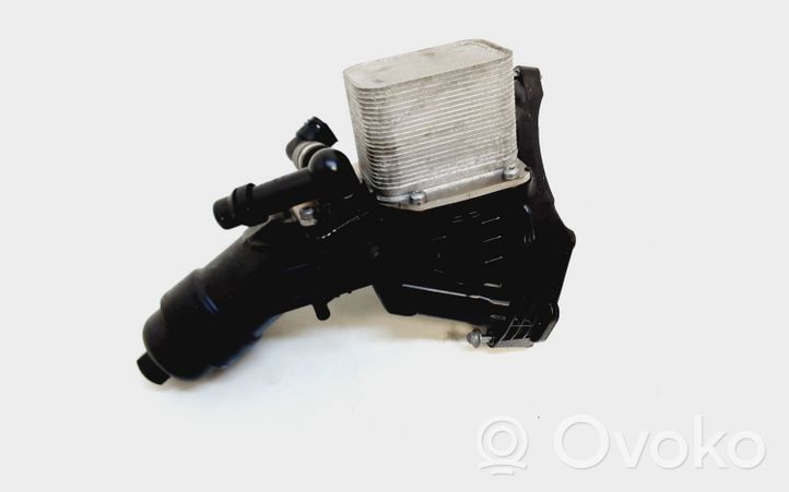 BMW 5 G30 G31 Halterung Ölfilter / Ölkühler 8585625