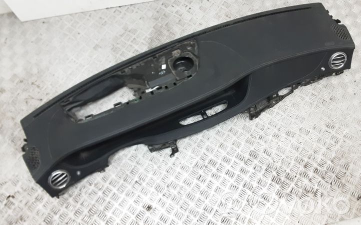 Mercedes-Benz S W222 Dashboard A2226800287