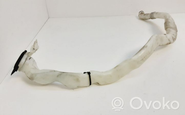 BMW 7 F01 F02 F03 F04 Tubo riempimento della vaschetta del liquido lavavetri 132640