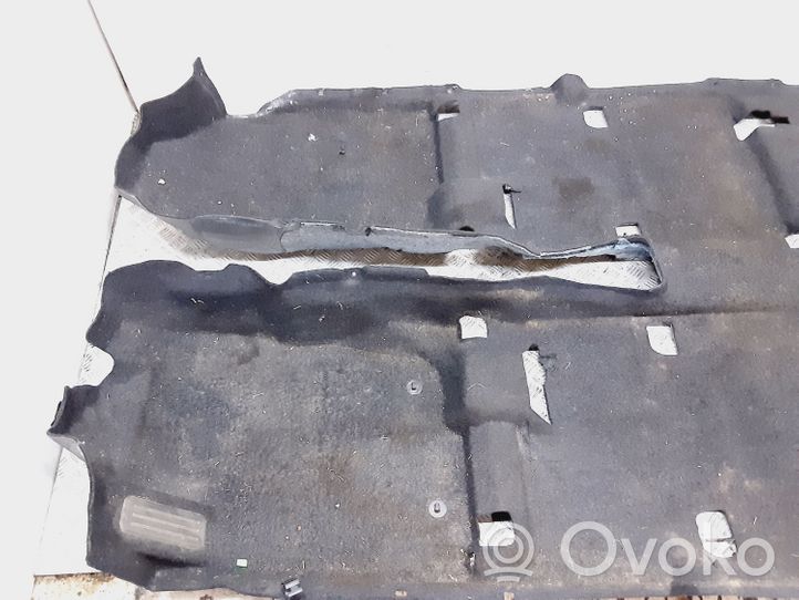 Toyota RAV 4 (XA40) Front floor carpet liner 