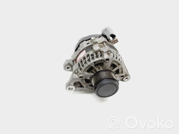 Toyota RAV 4 (XA40) Alternator 102113531