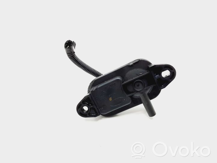 Volvo XC70 Exhaust gas pressure sensor 3M5A5L200