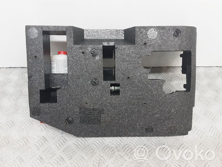 Volvo V40 Boîte à outils 31317582