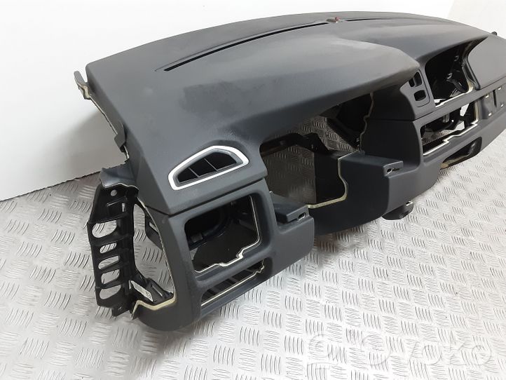 Volvo S80 Dashboard 08630020