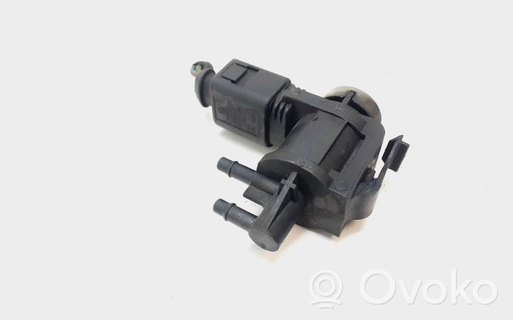 Volkswagen PASSAT CC Vacuum valve 1K0906283A