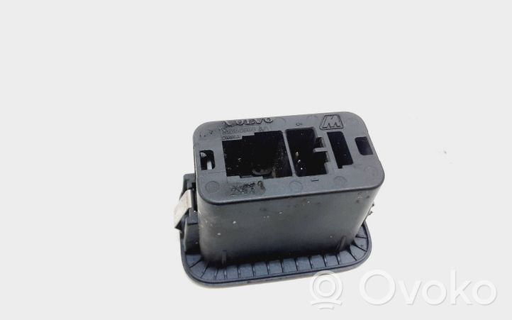 Volvo V60 Bouton interrupteur ouverture du coffre 31264960