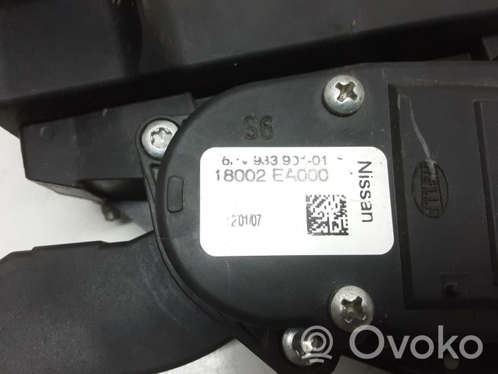 Nissan Navara D40 Pedal del acelerador 18002EA000