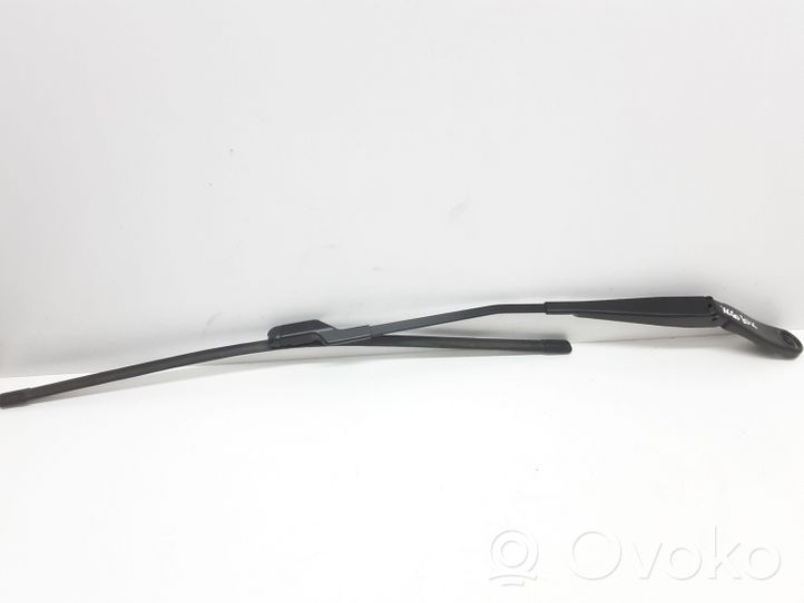 Volvo XC60 Braccio della spazzola tergicristallo anteriore 30753525
