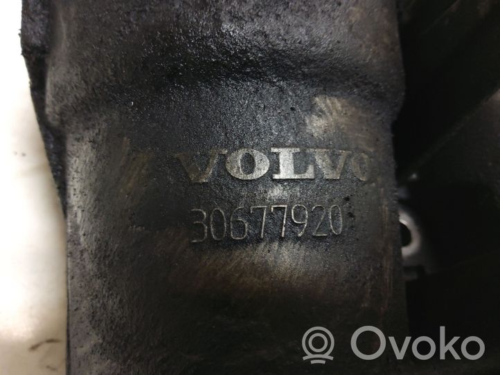Volvo S80 Nakrętka filtra oleju 30677920