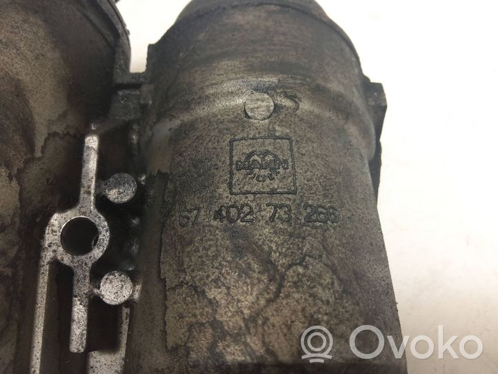 Volvo S60 Supporto di montaggio del filtro dell’olio 30677920