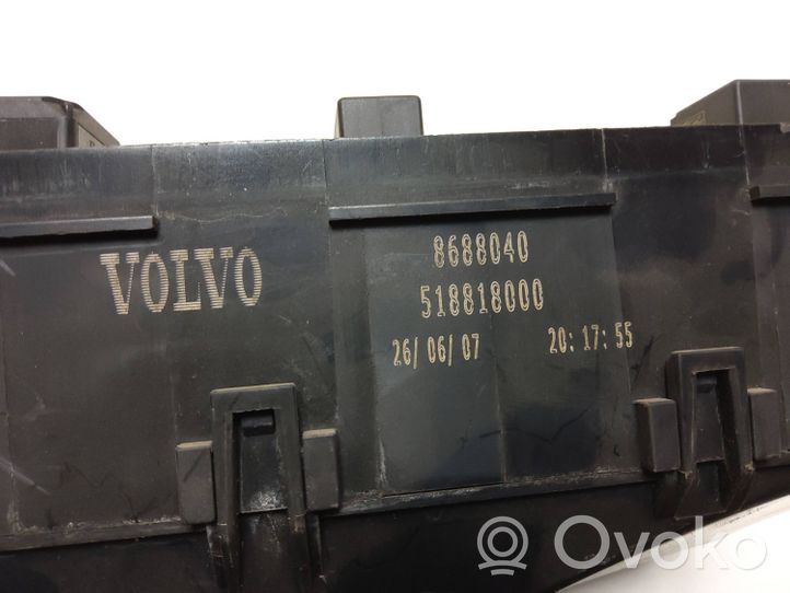 Volvo S40 Saugiklių dėžė (komplektas) 8688040