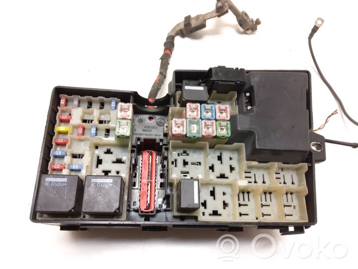 Volvo C30 Fuse box set 8688040