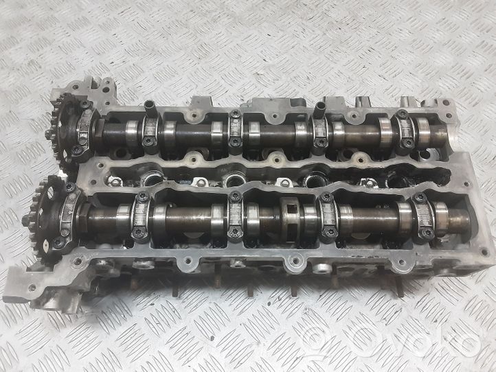 Mercedes-Benz C W205 Engine head R651016