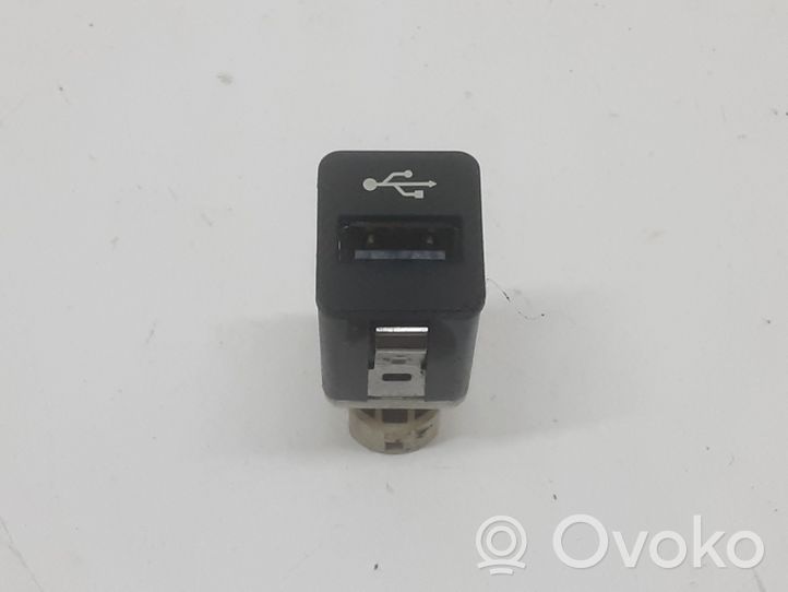 BMW 7 F01 F02 F03 F04 Connecteur/prise USB 9167196