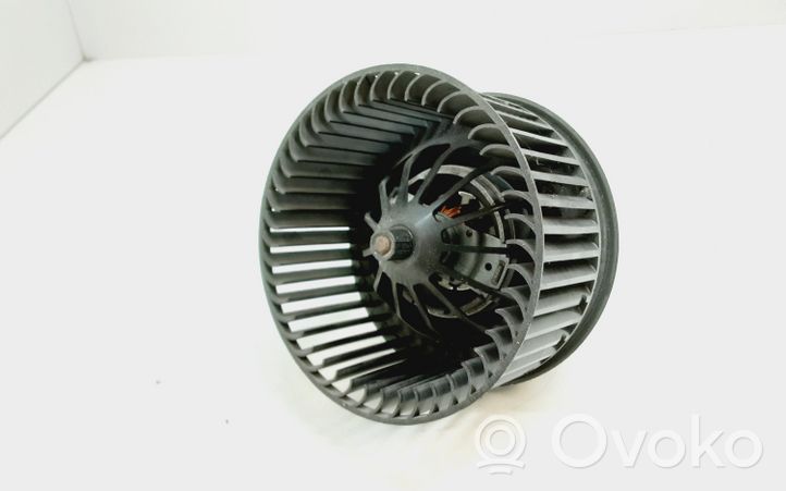 Volvo V40 Ventola riscaldamento/ventilatore abitacolo AV6N18456AA