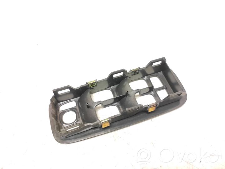 Volvo V70 Front door window switch trim 9193383