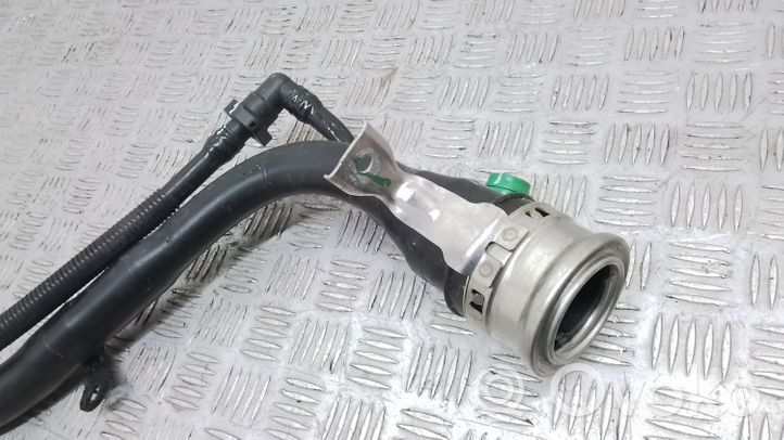 BMW X5 F15 Tubo e bocchettone per riempimento serbatoio del carburante 7164255