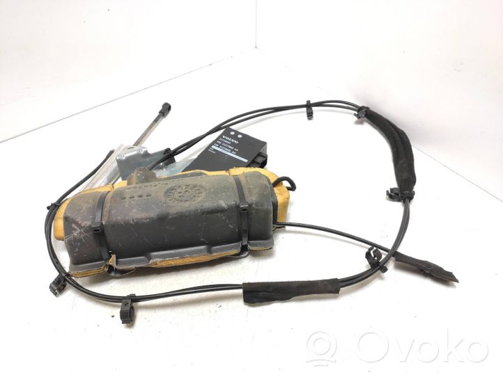 Volvo V70 Tavaratilan luukun hydrauliikkasarja 31218393